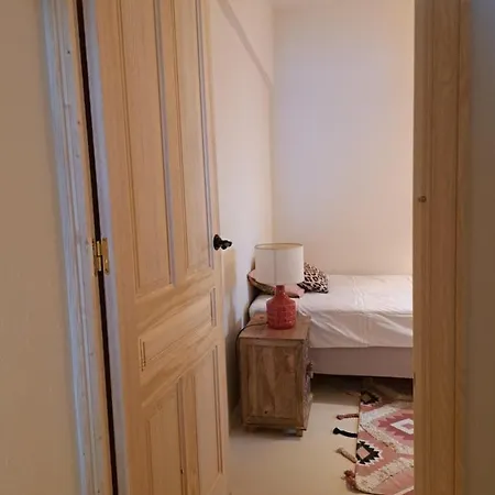 Love Nest - Heart Of Old Town Holiday home *