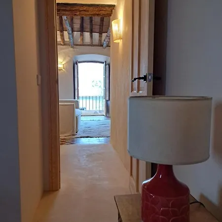 Love Nest - Heart Of Old Town Holiday home *